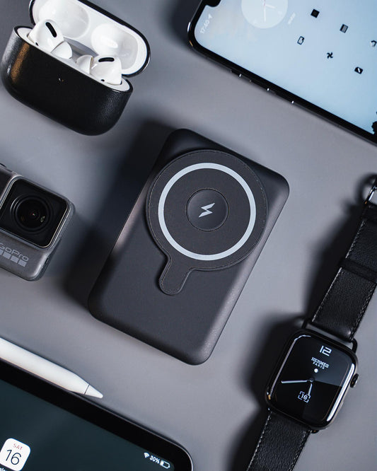 ZEERA MagVolt Gen4: Die weltweit erste faltbare 10.000mAh MagSafe Powerbank für Apple Watch, iPhone & AirPods