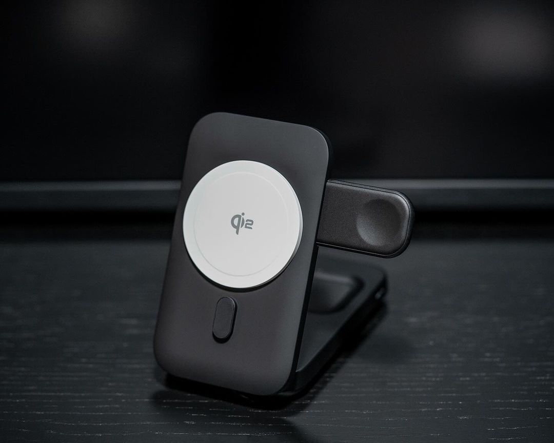 ZEERA MagTri Qi2 Foldable Travel MagSafe Charger: The Premium Portable Magnetic Charger with 15W Wireless Output