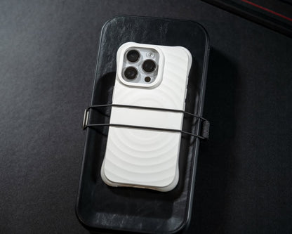 ZEERA MagRipple Pro: iPhone 17 Air, iPhone 17 Pro Max用リップルデザインマグセーフケース